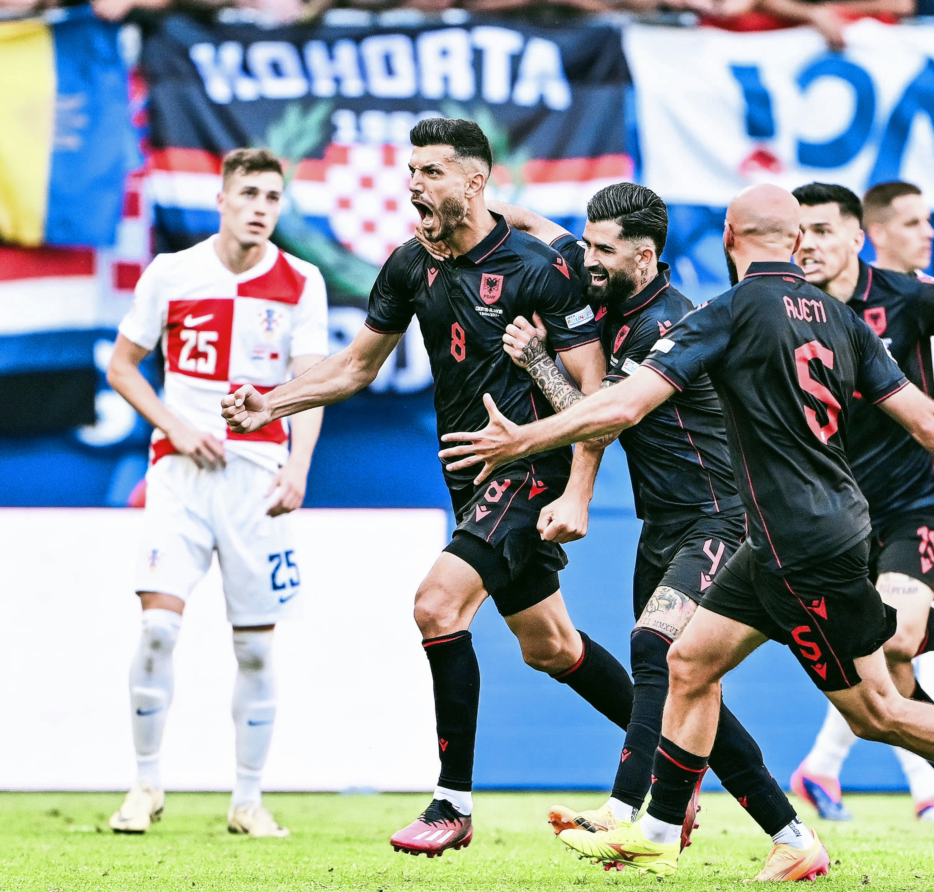 比利时主场惊险力克克罗地亚,挺进欧洲联赛半决赛 比利时主场惊险力克克罗地亚,挺进欧洲联赛半决赛