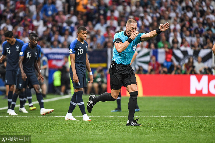 克罗地亚翻盘德国，苏亚雷斯扛起全队