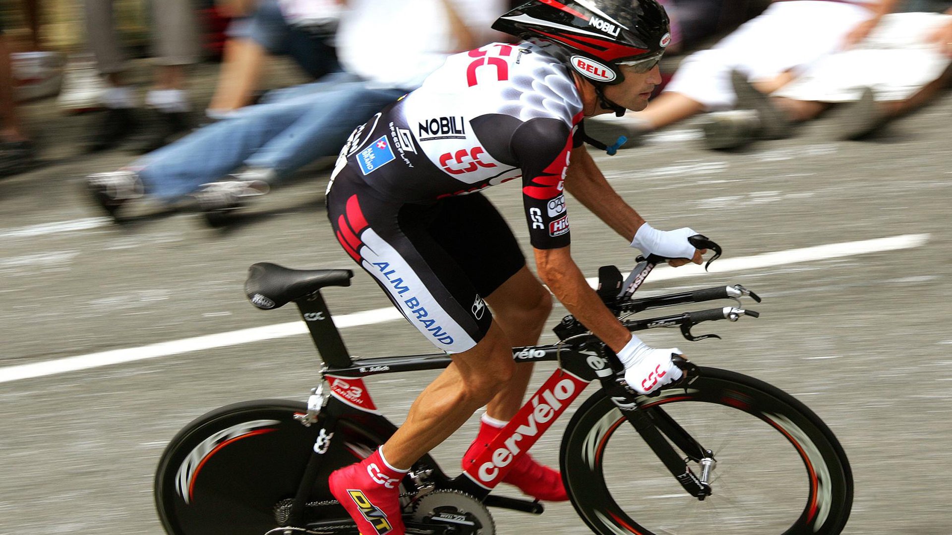 弗拉霍维奇关键时刻挺身而出，波兰军团一波流带走拜仁